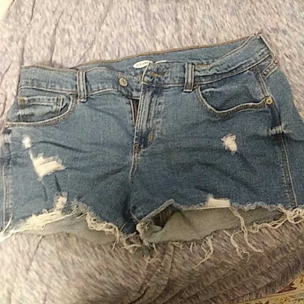 Distressed boyfriend denim shorts